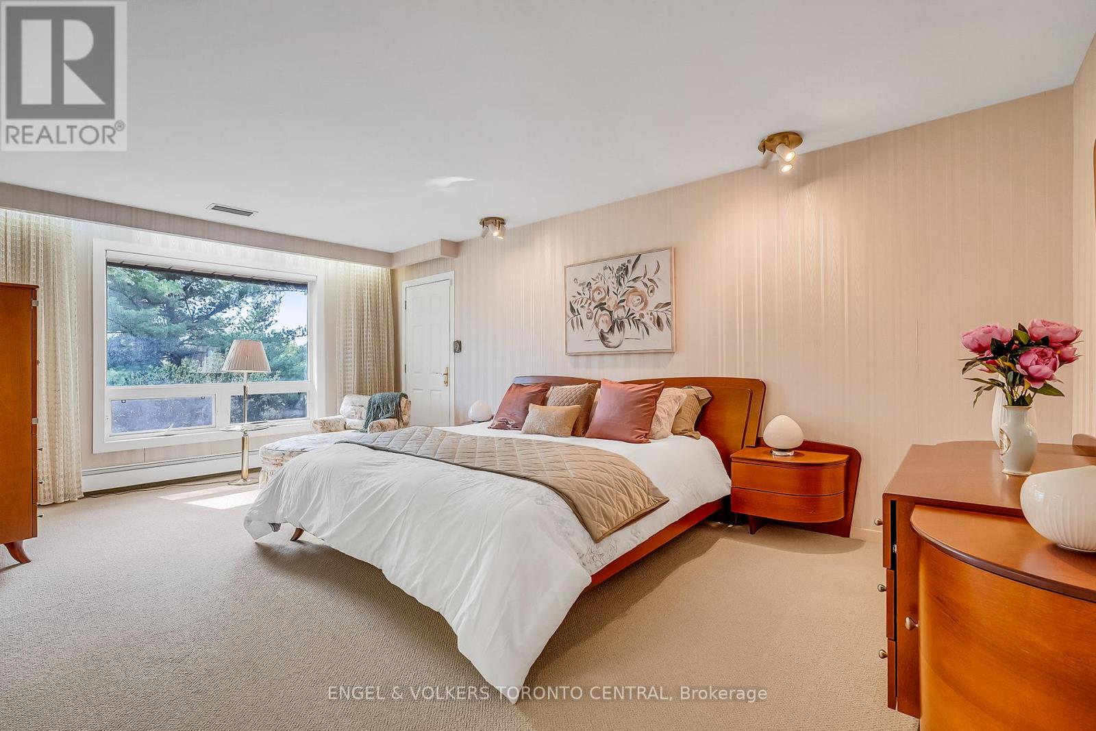 56 Cachet Parkway, Markham, Ontario  L6C 1C2 - Photo 19 - N12445947