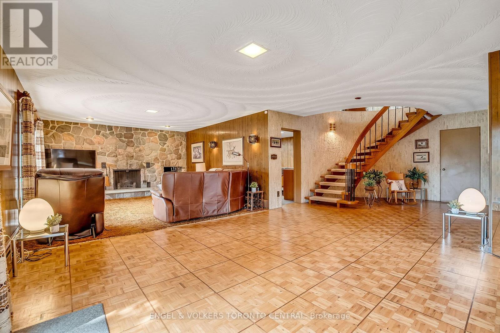 56 Cachet Parkway, Markham, Ontario  L6C 1C2 - Photo 33 - N12445947
