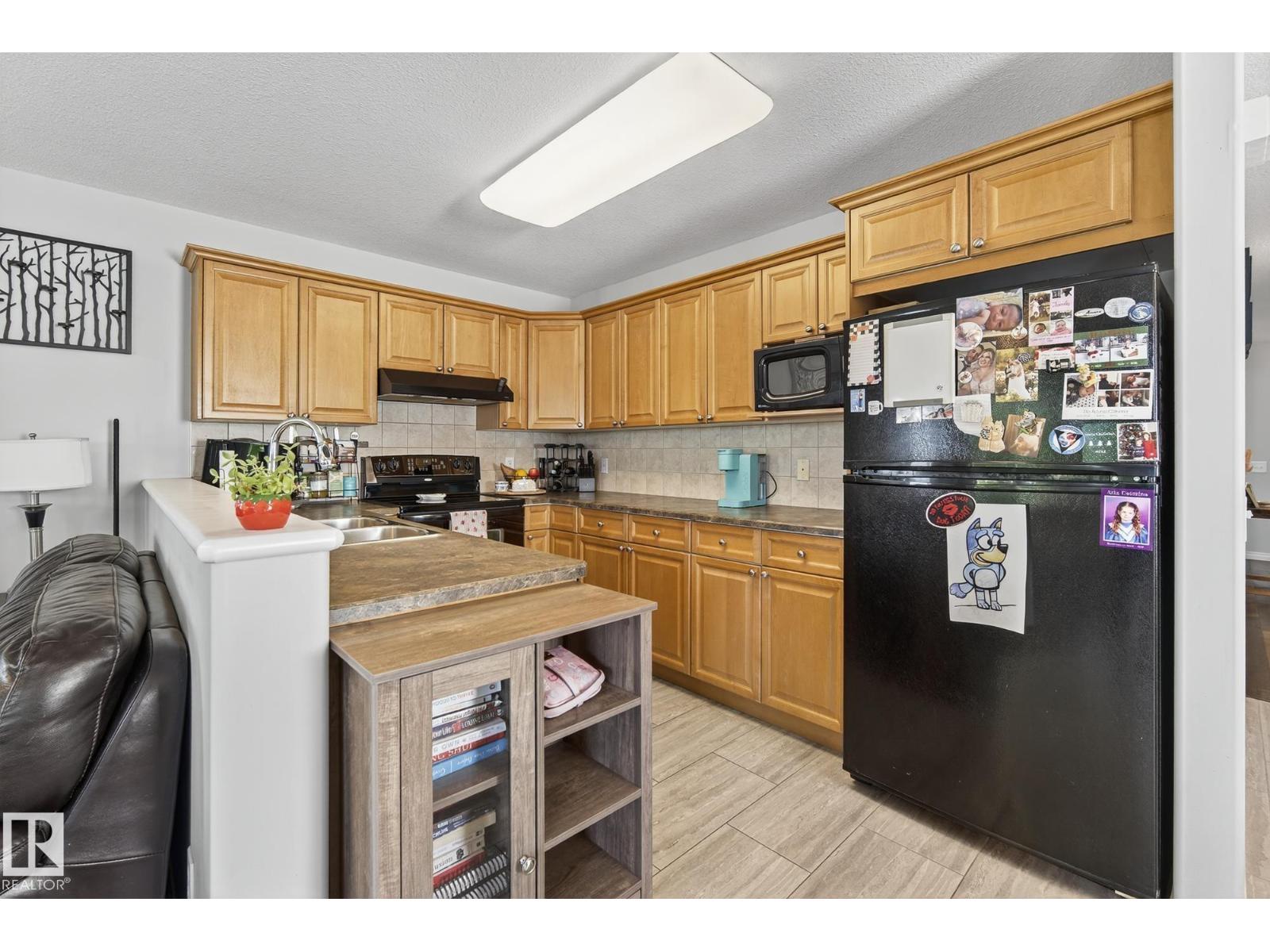 15628 44 St Nw, Edmonton, Alberta  T5Y 3H2 - Photo 10 - E4460957