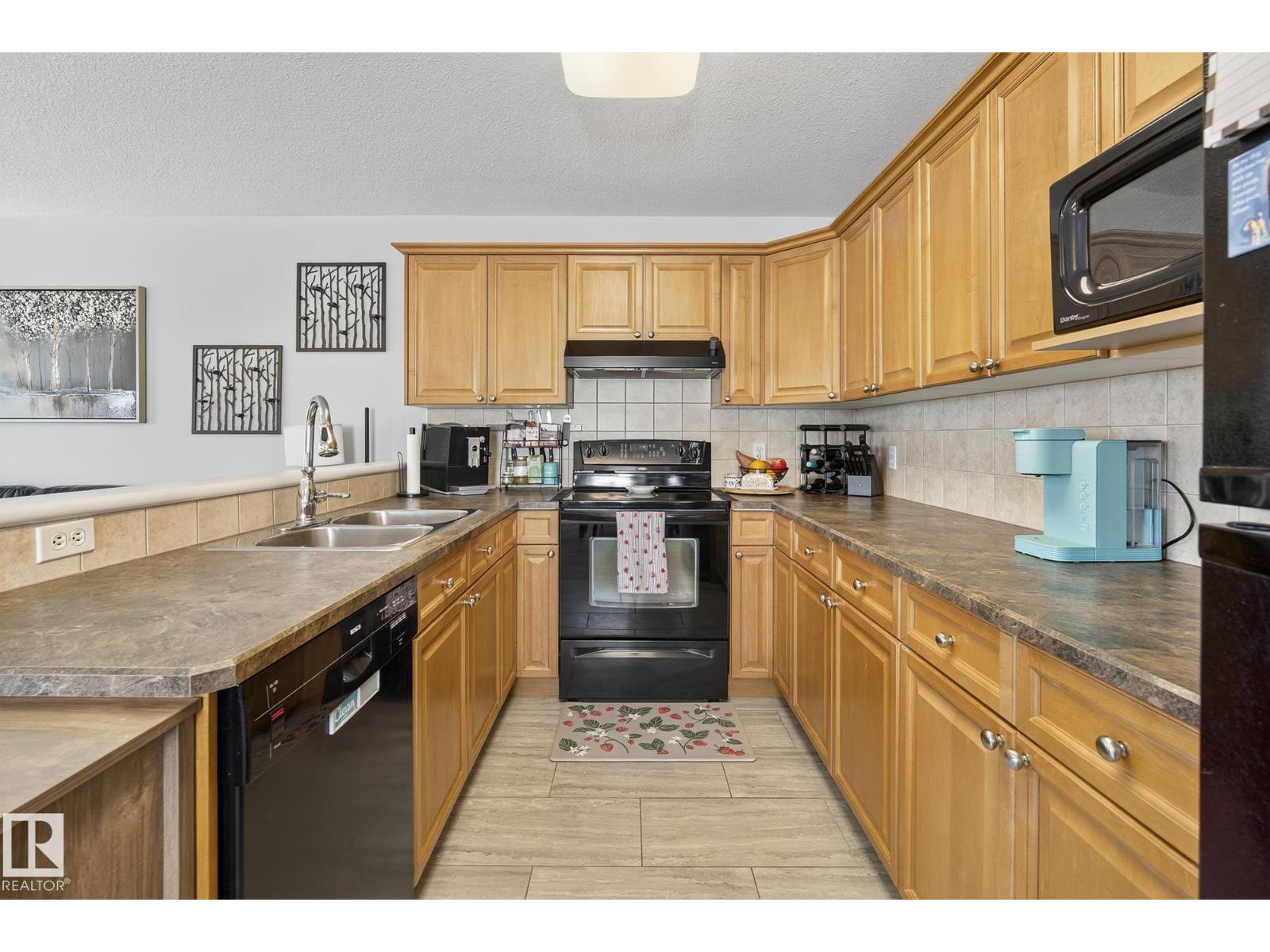 15628 44 St Nw, Edmonton, Alberta  T5Y 3H2 - Photo 11 - E4460957