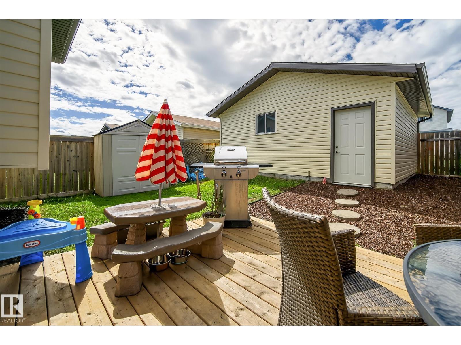 15628 44 St Nw, Edmonton, Alberta  T5Y 3H2 - Photo 24 - E4460957