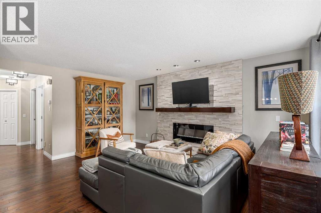 110 Rocky Ridge Green Nw, Calgary, Alberta  T3G 4R6 - Photo 13 - A2261679