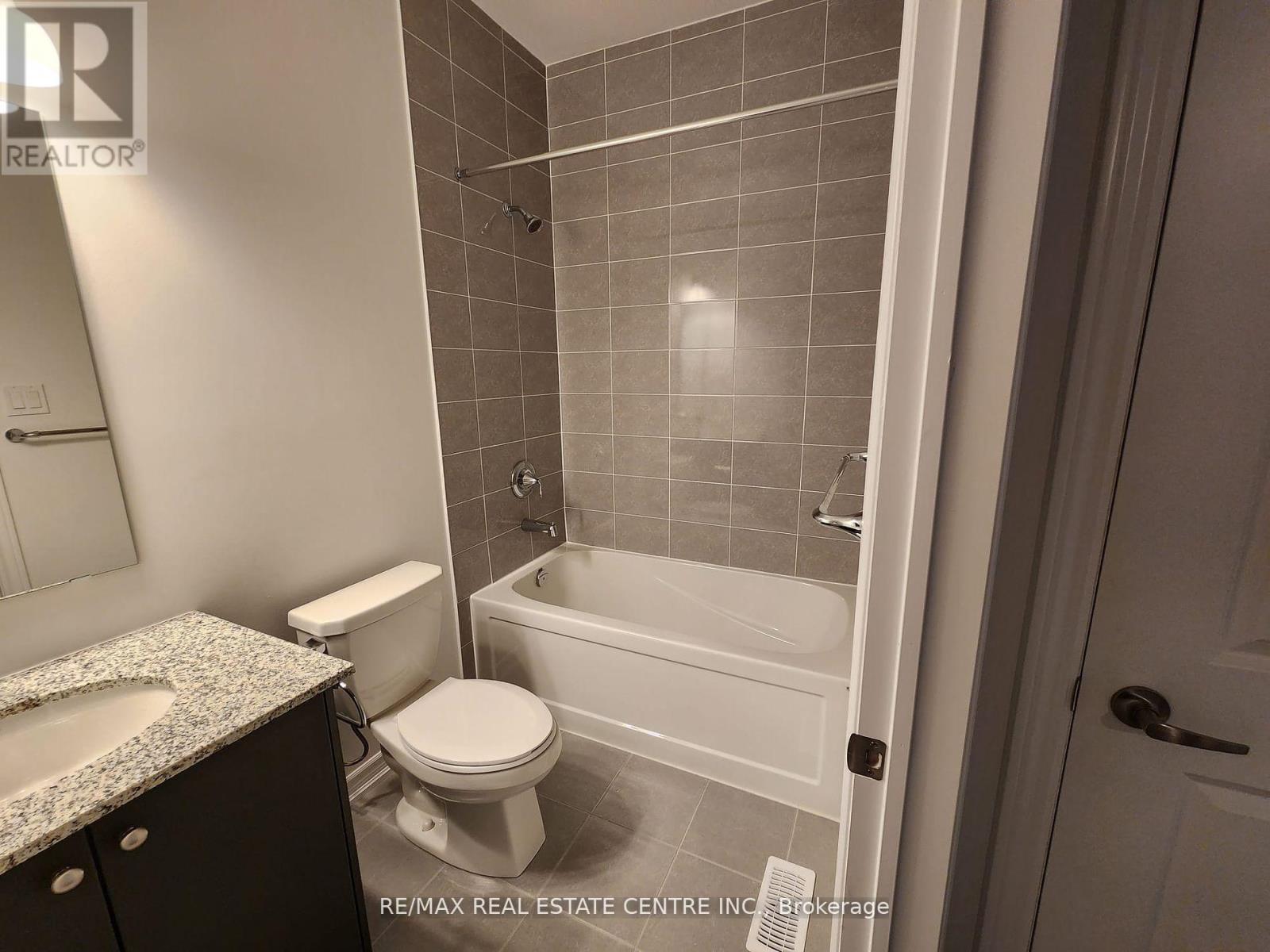 183 Adley Drive, Brockville, Ontario  K6V 7J2 - Photo 11 - X12445948