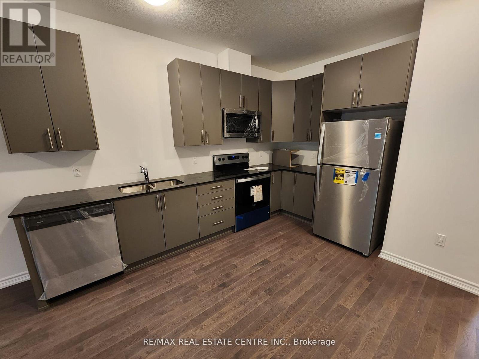 183 Adley Drive, Brockville, Ontario  K6V 7J2 - Photo 3 - X12445948