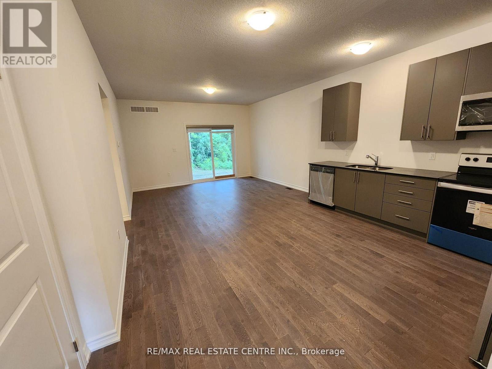 183 Adley Drive, Brockville, Ontario  K6V 7J2 - Photo 5 - X12445948