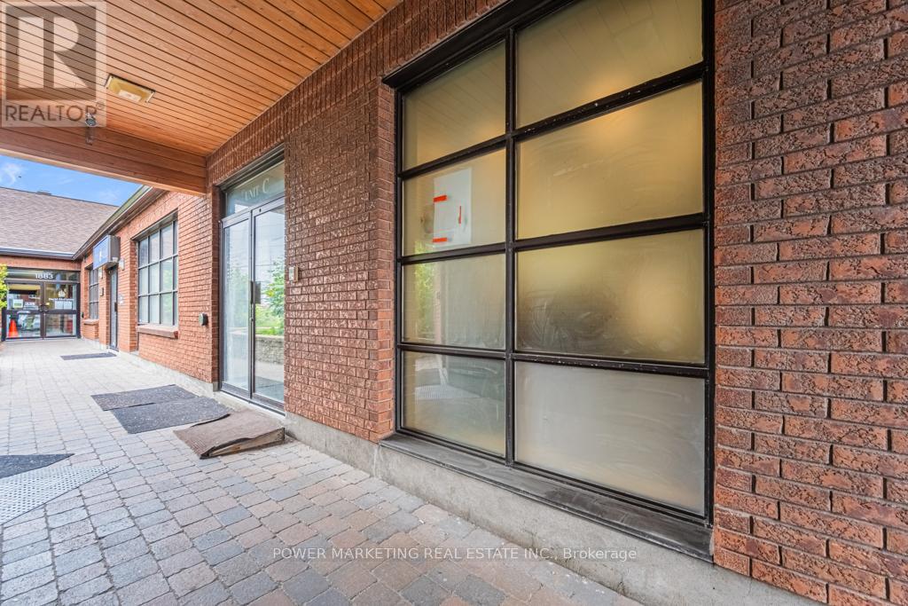 C - 1883 Bank Street, Ottawa, Ontario  K1V 7Z9 - Photo 2 - X12445953
