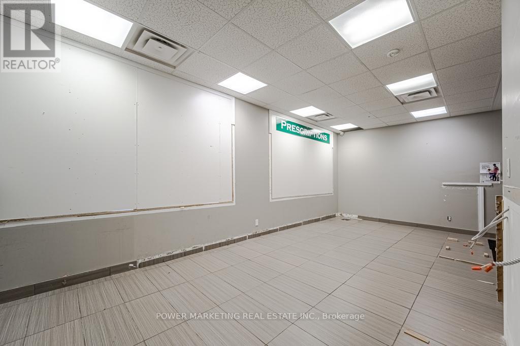 C - 1883 Bank Street, Ottawa, Ontario  K1V 7Z9 - Photo 6 - X12445953