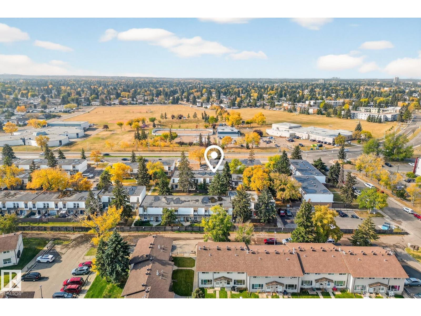 #h5 1 Garden Grove Nw, Edmonton, Alberta  T6J 2L3 - Photo 2 - E4460959