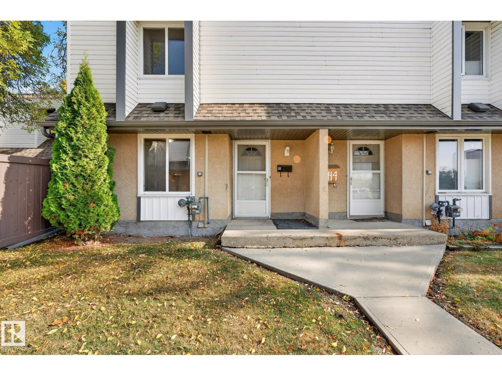 #h5 1 Garden Grove Nw, Edmonton, Alberta  T6J 2L3 - Photo 3 - E4460959