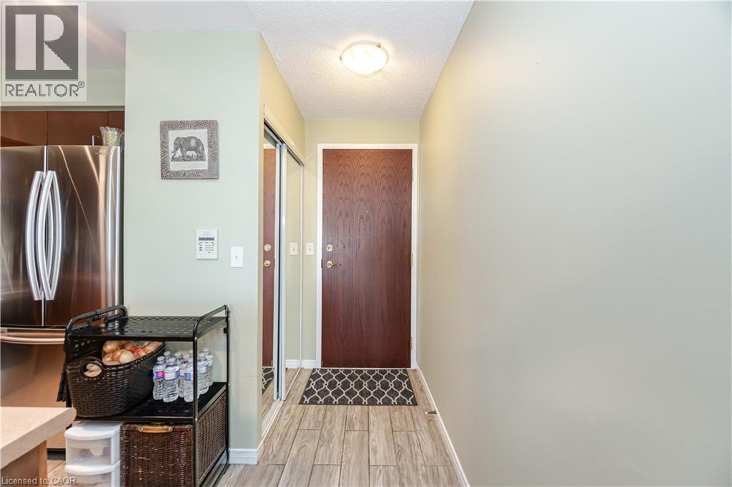 306-2545 Erin Centre Boulevard, Mississauga, Ontario  L5M 6Z9 - Photo 7 - 40776405