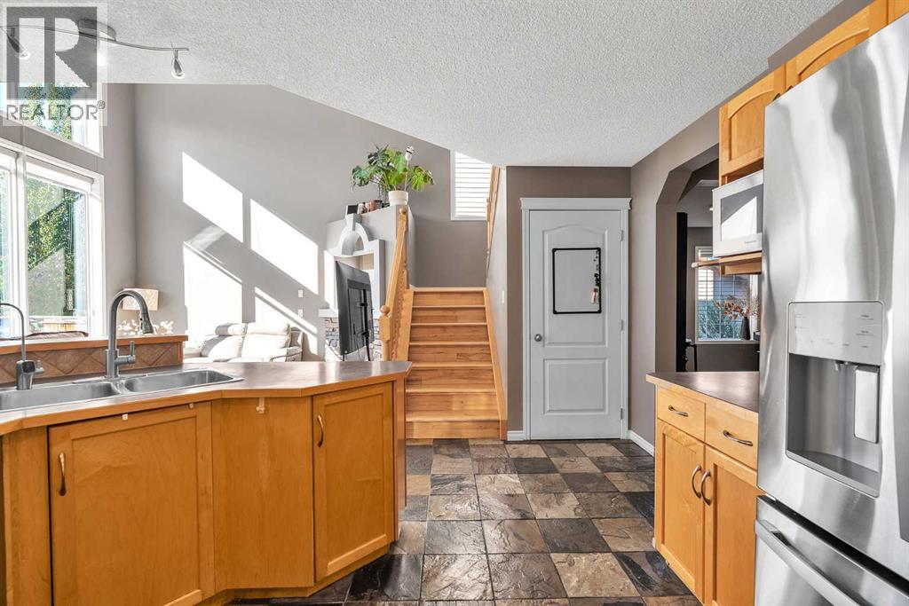 138 Panamount Gardens Nw, Calgary, Alberta  T3K 5V4 - Photo 12 - A2261878