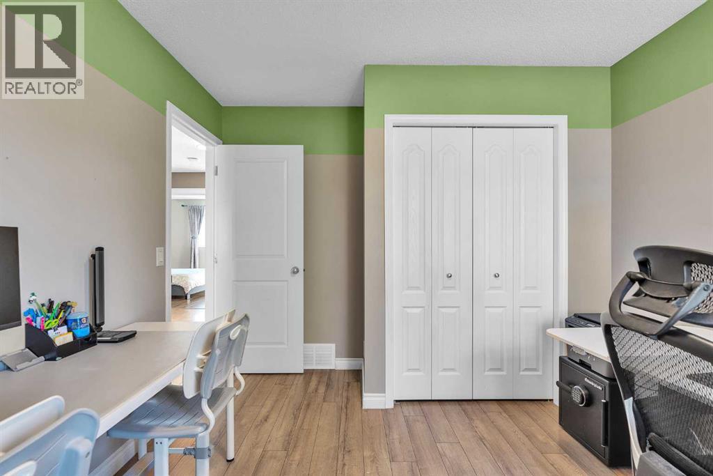 138 Panamount Gardens Nw, Calgary, Alberta  T3K 5V4 - Photo 29 - A2261878