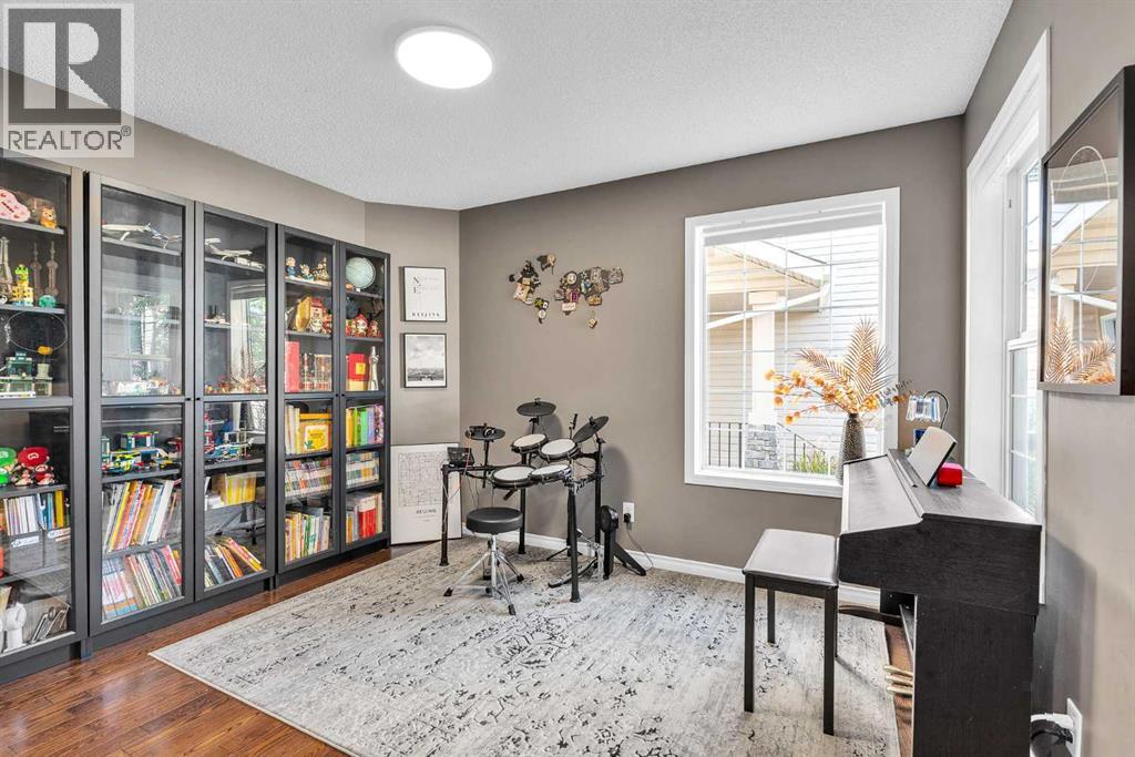 138 Panamount Gardens Nw, Calgary, Alberta  T3K 5V4 - Photo 3 - A2261878