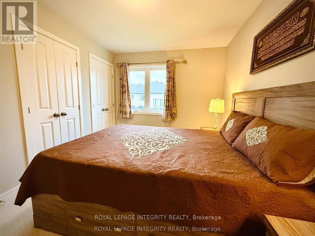 550 Borbridge Avenue, Ottawa, Ontario  K4M 0H9 - Photo 18 - X12445955