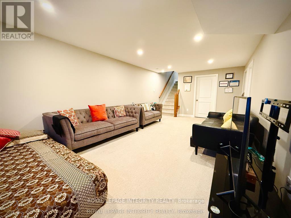 550 Borbridge Avenue, Ottawa, Ontario  K4M 0H9 - Photo 22 - X12445955