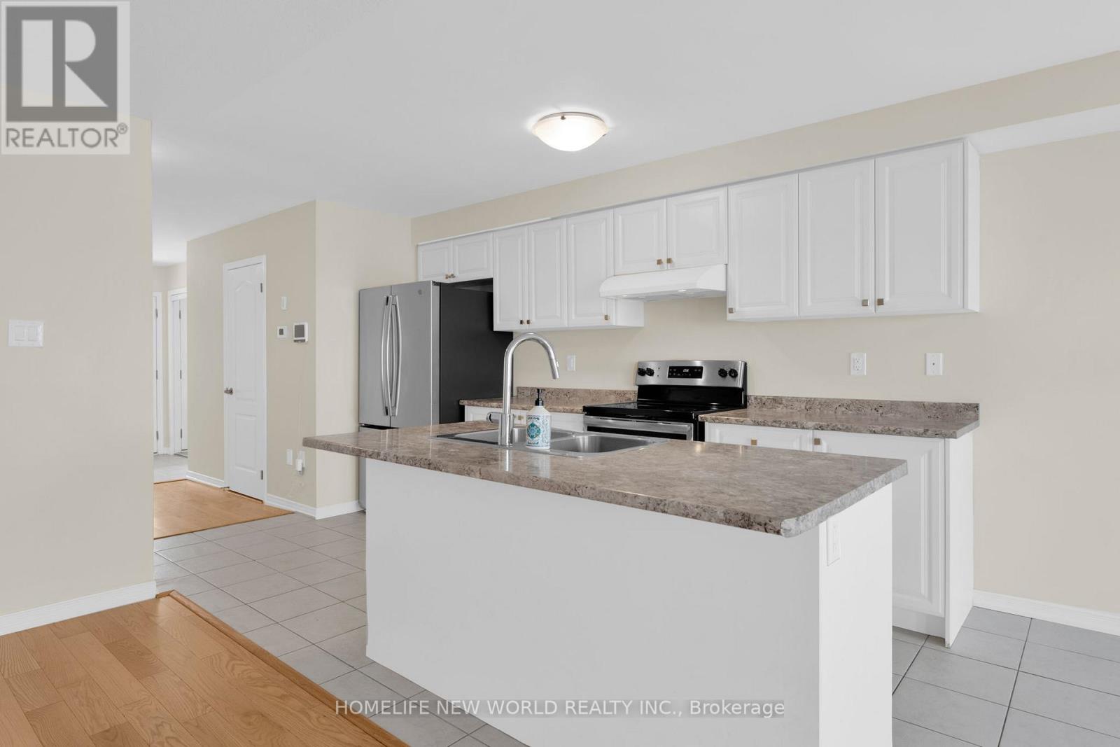 7744 Dockweed Drive, Niagara Falls, Ontario  L2H 3S2 - Photo 12 - X12445950