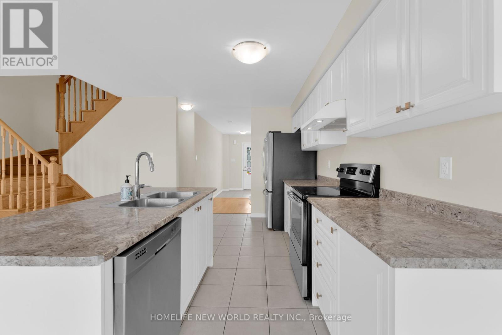 7744 Dockweed Drive, Niagara Falls, Ontario  L2H 3S2 - Photo 14 - X12445950