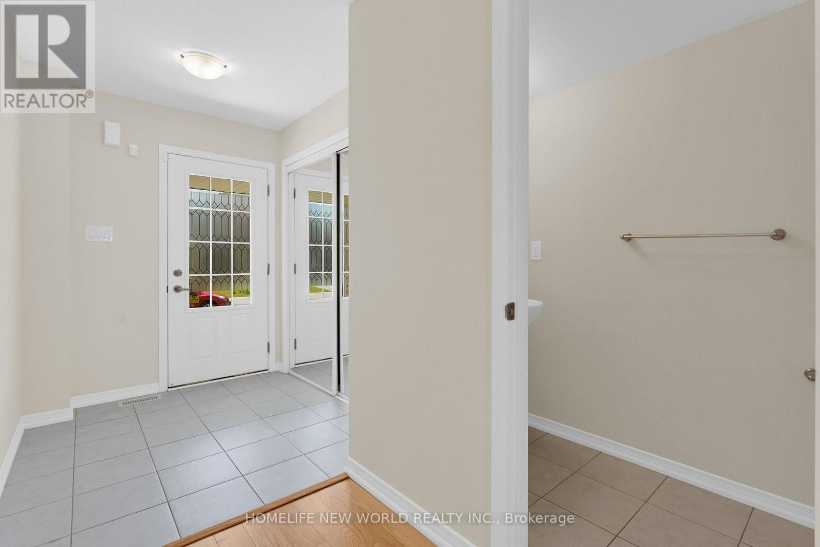 7744 Dockweed Drive, Niagara Falls, Ontario  L2H 3S2 - Photo 5 - X12445950