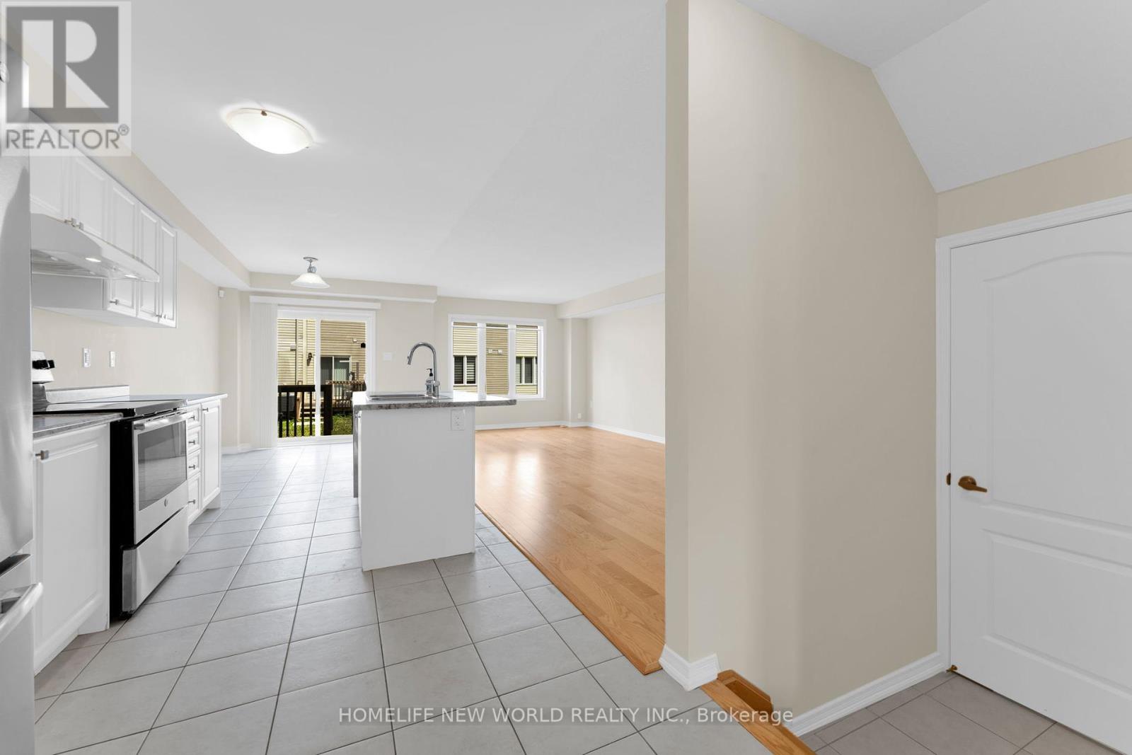 7744 Dockweed Drive, Niagara Falls, Ontario  L2H 3S2 - Photo 8 - X12445950