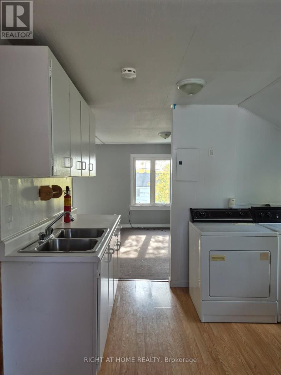 58 Second Street E, Kirkland Lake, Ontario  P2N 1R5 - Photo 4 - T12411063