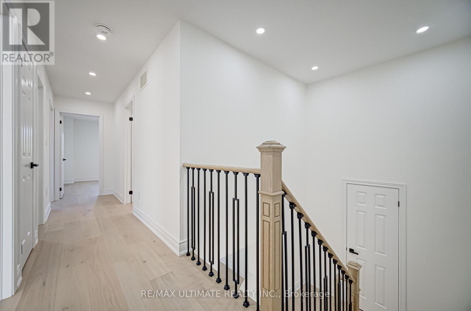 11 Drum Street, Whitchurch-Stouffville, Ontario  L4A 0N3 - Photo 11 - N12445960