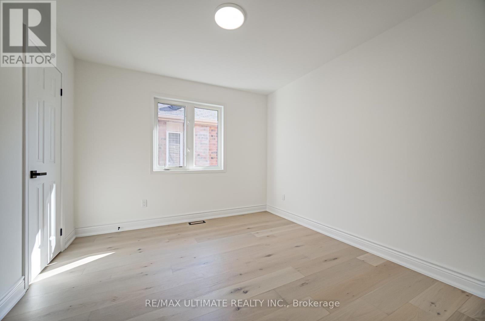 11 Drum Street, Whitchurch-Stouffville, Ontario  L4A 0N3 - Photo 21 - N12445960