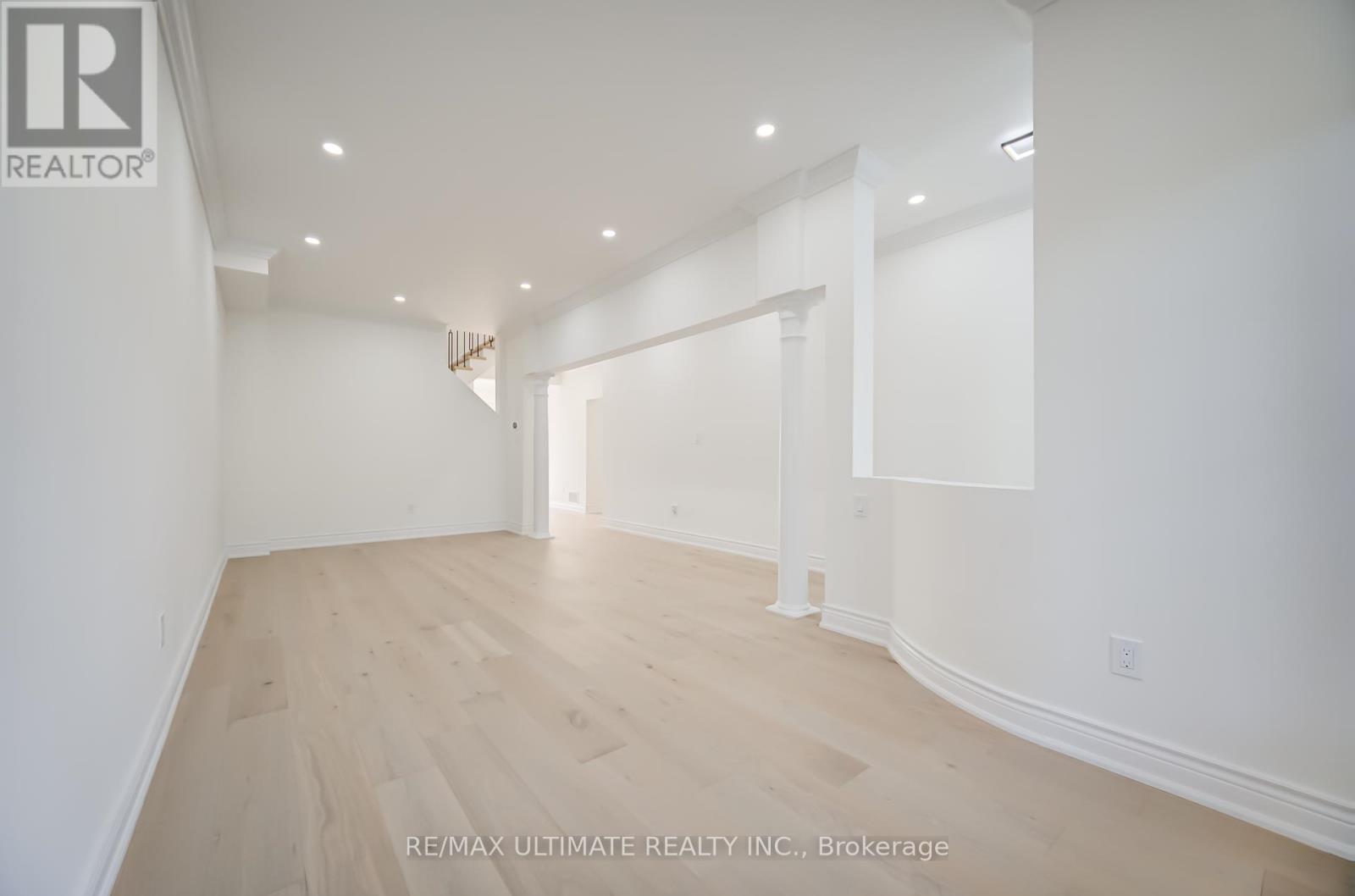 11 Drum Street, Whitchurch-Stouffville, Ontario  L4A 0N3 - Photo 3 - N12445960