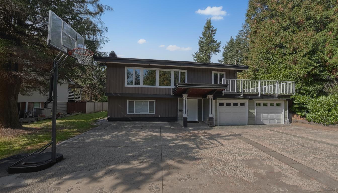 1995 140 Street, Surrey, British Columbia  V4A 4H2 - Photo 1 - R3054948