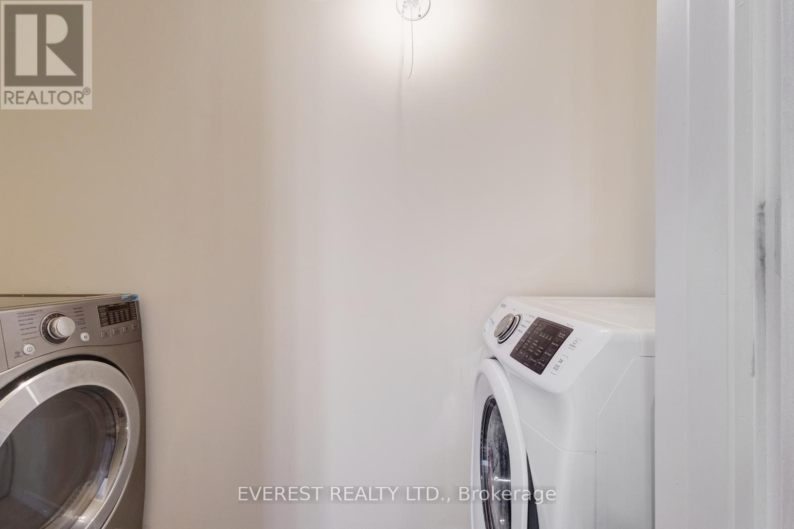 5172 Nestling Grove, Mississauga, Ontario  L5M 0L2 - Photo 27 - W12445956