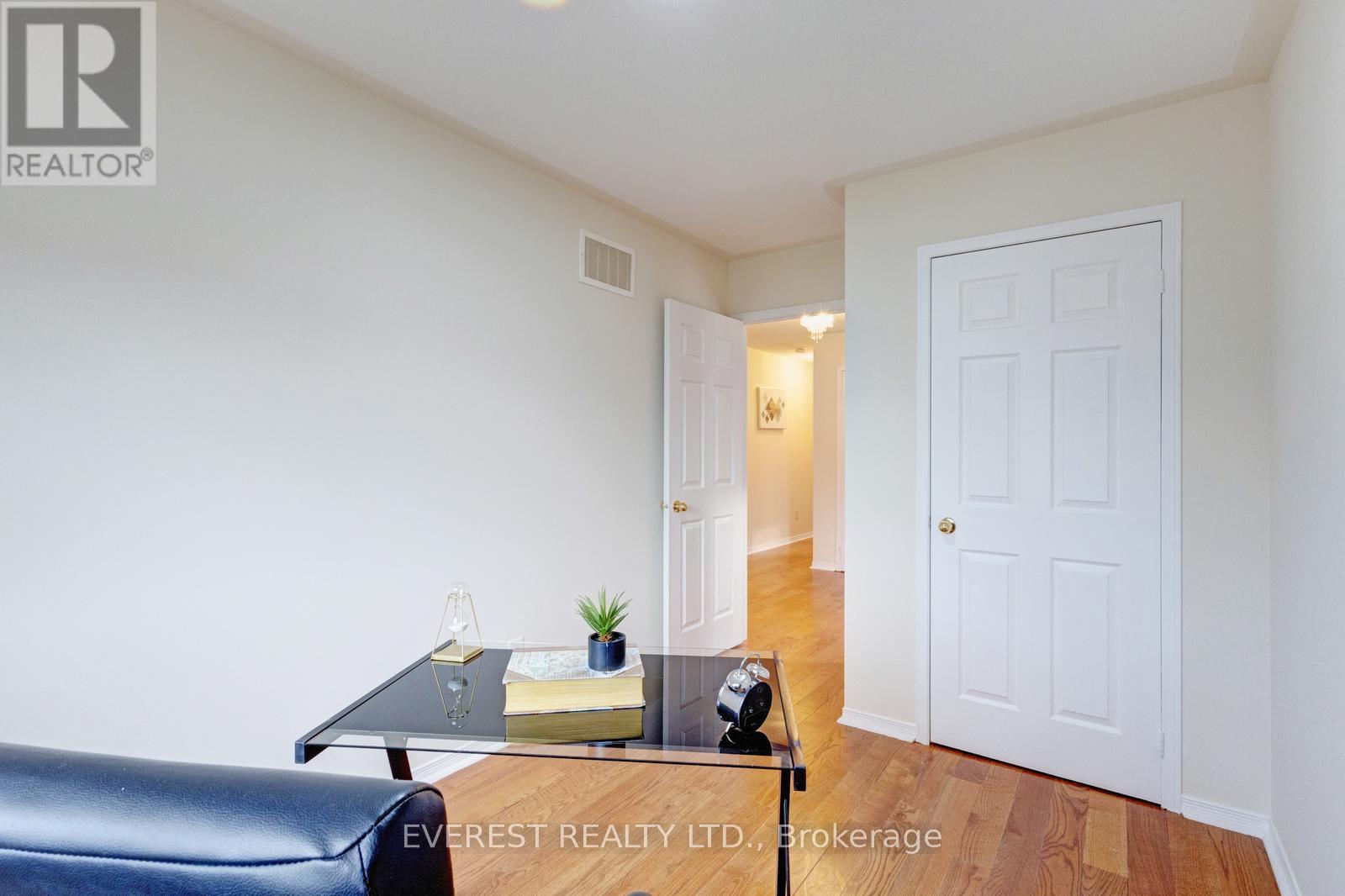 5172 Nestling Grove, Mississauga, Ontario  L5M 0L2 - Photo 30 - W12445956