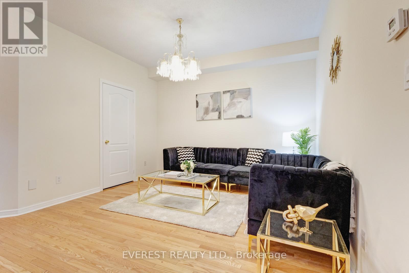 5172 Nestling Grove, Mississauga, Ontario  L5M 0L2 - Photo 6 - W12445956