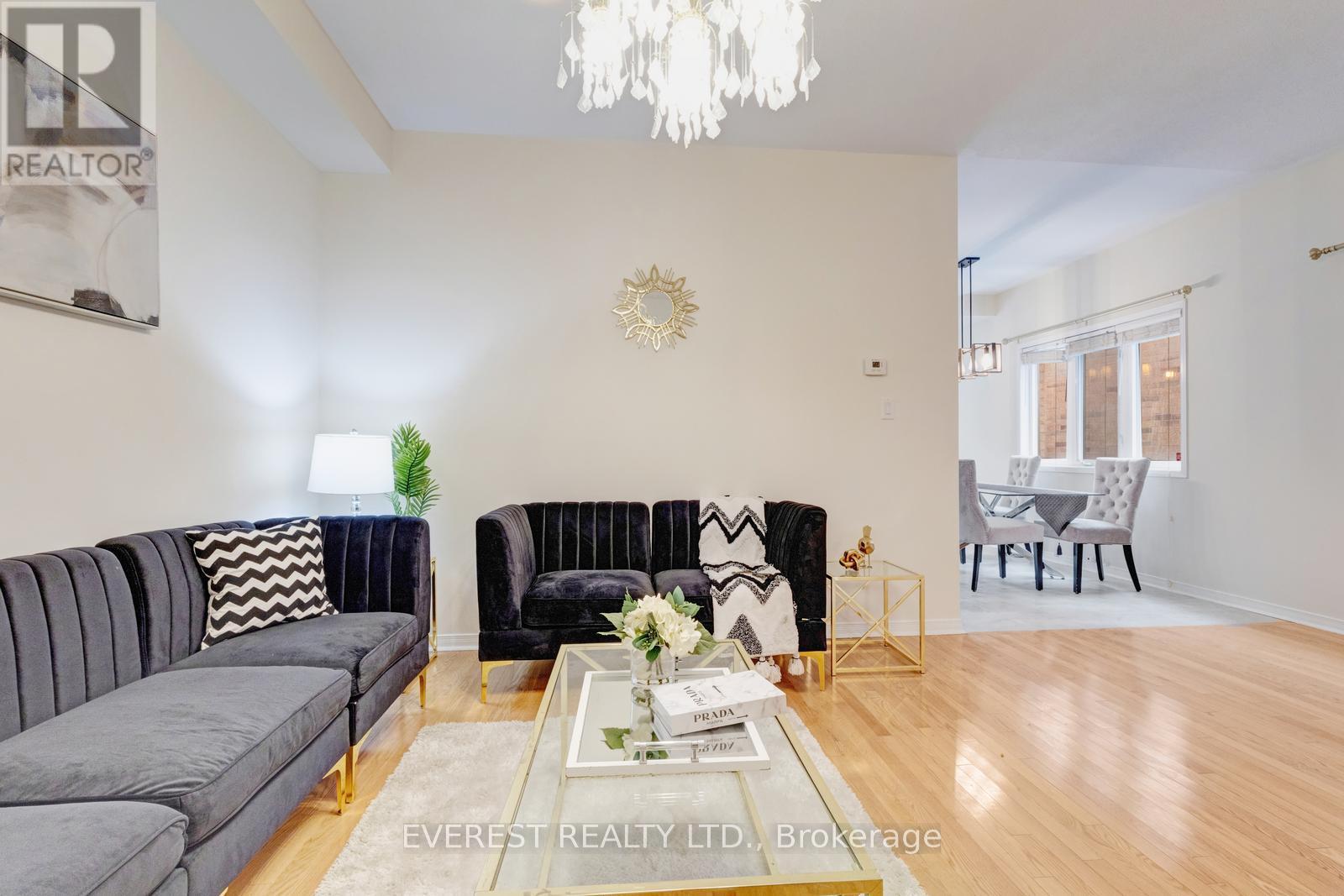 5172 Nestling Grove, Mississauga, Ontario  L5M 0L2 - Photo 9 - W12445956
