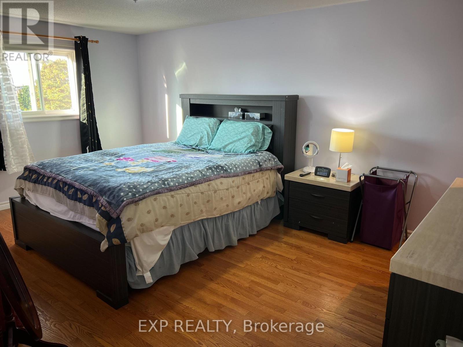 6074 Duford Drive, Mississauga, Ontario  L5V 1A8 - Photo 23 - W12441642
