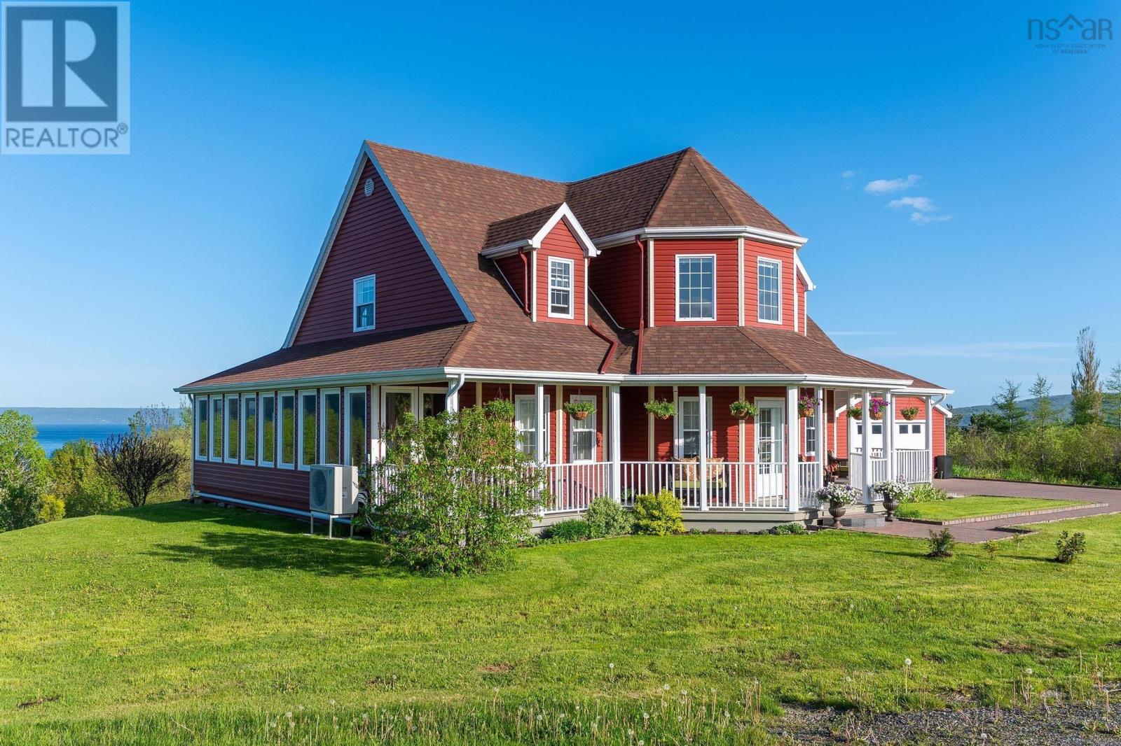 20 Harvey Drive, Baddeck, Nova Scotia  B0E 1B0 - Photo 3 - 202504590