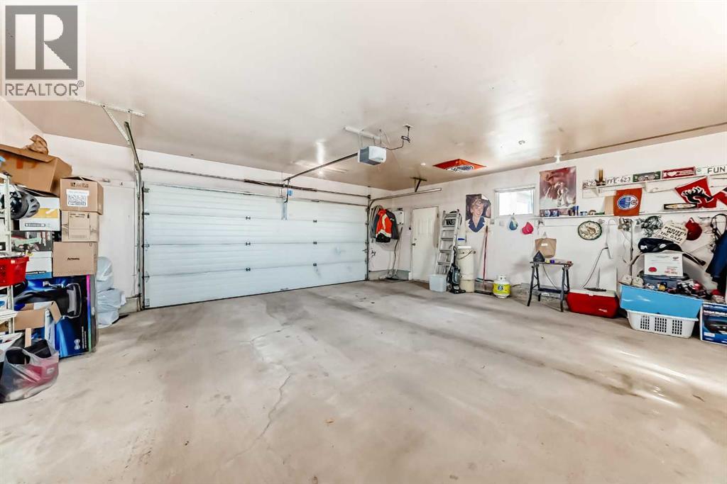 32 Radcliffe Bay Se, Calgary, Alberta  T2A 6B3 - Photo 44 - A2242030