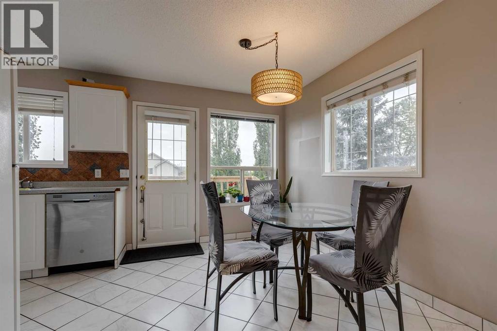 2 Hidden Hills Terrace Nw, Calgary, Alberta  T3A 6E1 - Photo 15 - A2255432