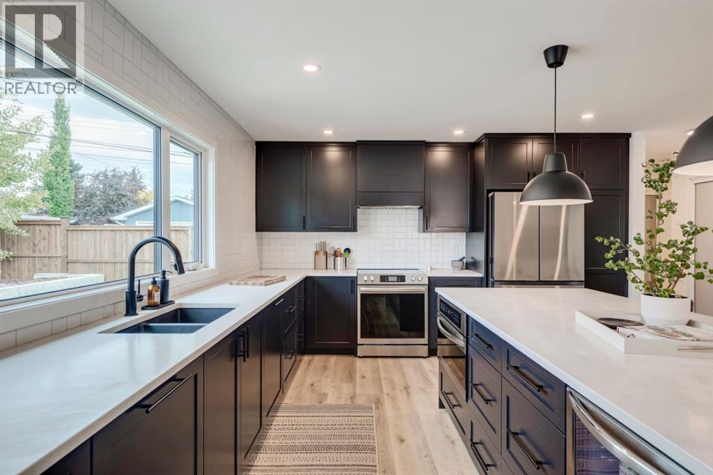 1240 Mapleglade Crescent Se, Calgary, Alberta  T2J 2H3 - Photo 14 - A2261189
