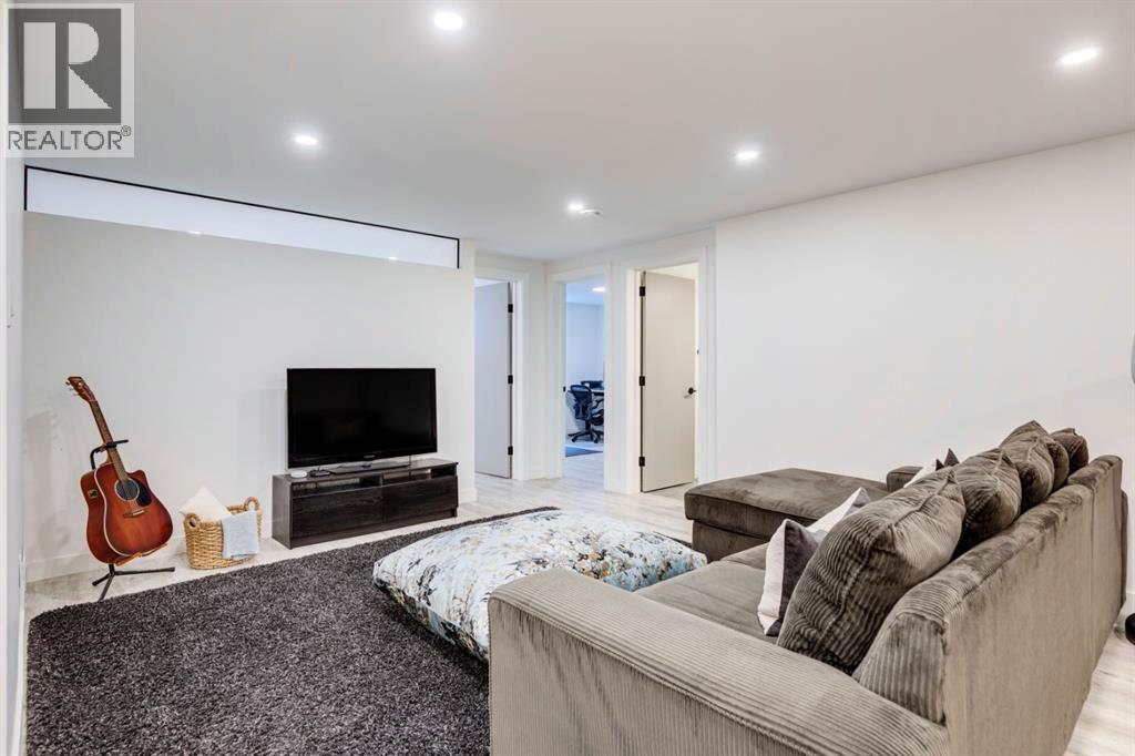1240 Mapleglade Crescent Se, Calgary, Alberta  T2J 2H3 - Photo 37 - A2261189