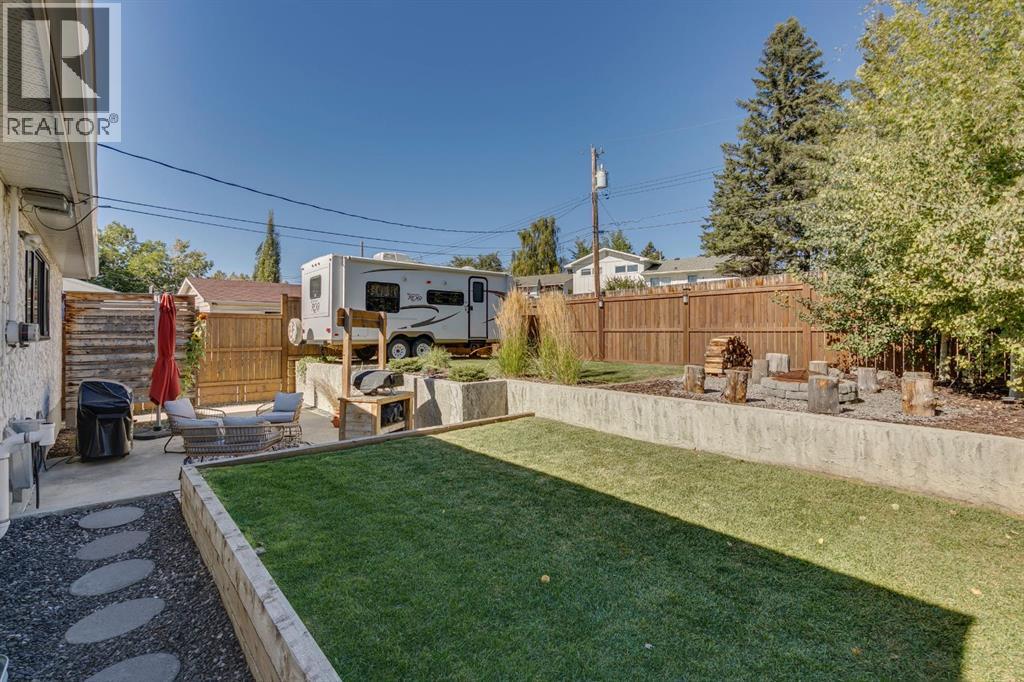 1240 Mapleglade Crescent Se, Calgary, Alberta  T2J 2H3 - Photo 45 - A2261189