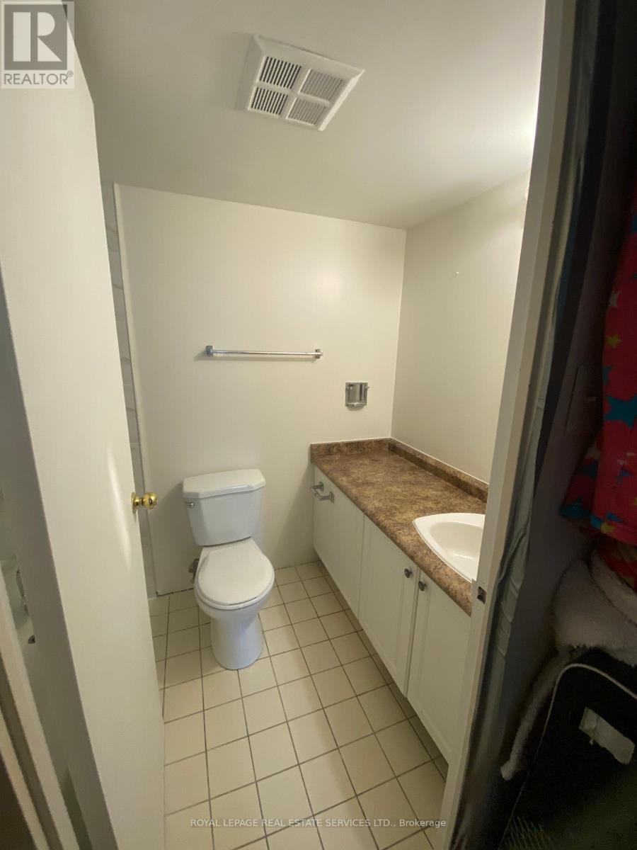310 - 117 Gerrard Street E, Toronto (Church-Yonge Corridor), Ontario  M5B 2L4 - Photo 12 - C12445969