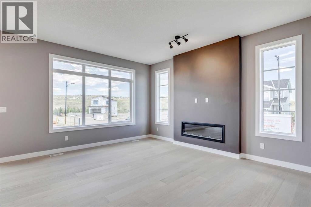 253 Precedence View, Cochrane, Alberta  T4C 2W8 - Photo 4 - A2262018