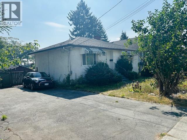 1038 Seventh Avenue, New Westminster, British Columbia  V3M 2J5 - Photo 2 - R3055280