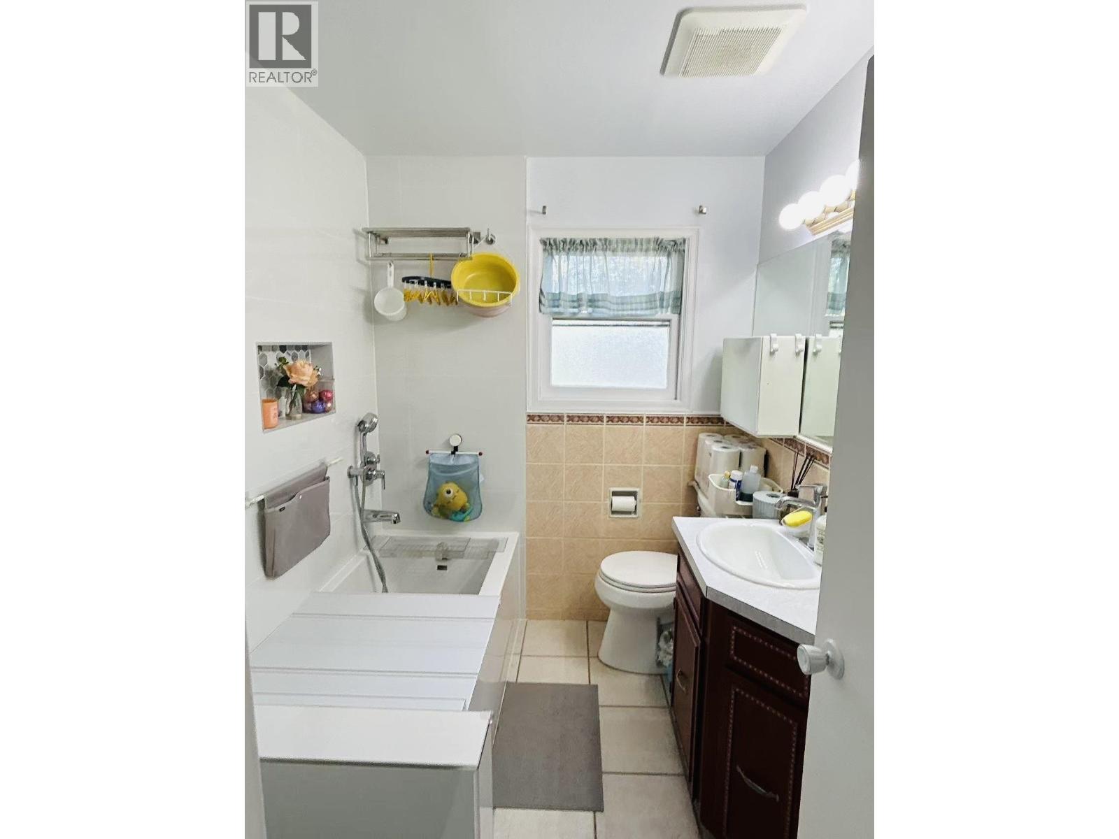 1038 Seventh Avenue, New Westminster, British Columbia  V3M 2J5 - Photo 14 - R3055280