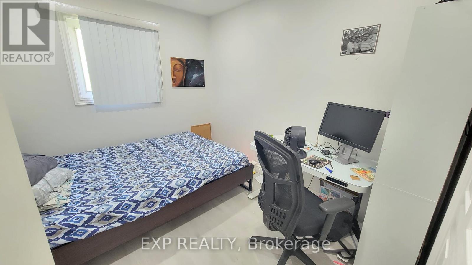 22 Engel Crescent, Barrie, Ontario  L4N 6K5 - Photo 6 - S12445966