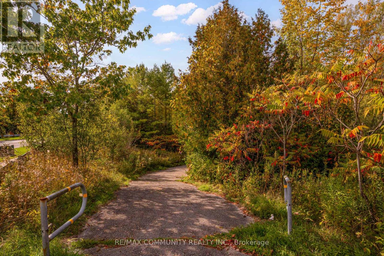 1880 Woodgate Court, Oshawa, Ontario  L1G 7Z2 - Photo 37 - E12432704