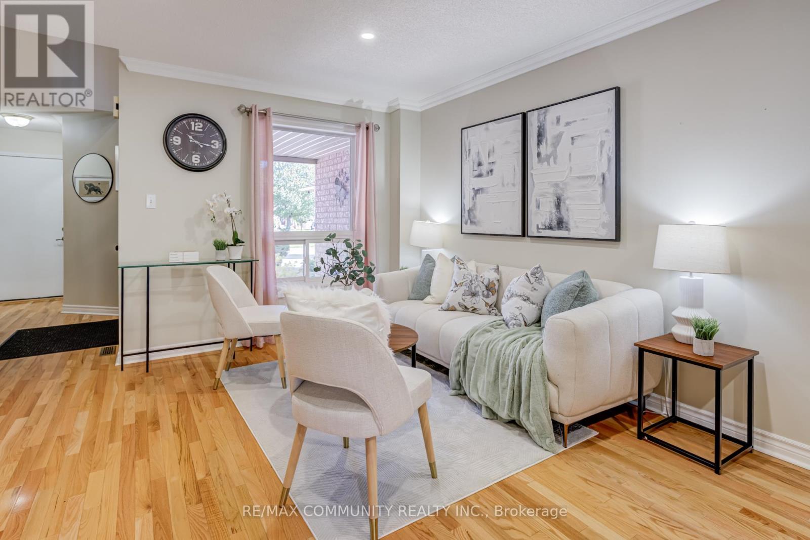 1880 Woodgate Court, Oshawa, Ontario  L1G 7Z2 - Photo 8 - E12432704