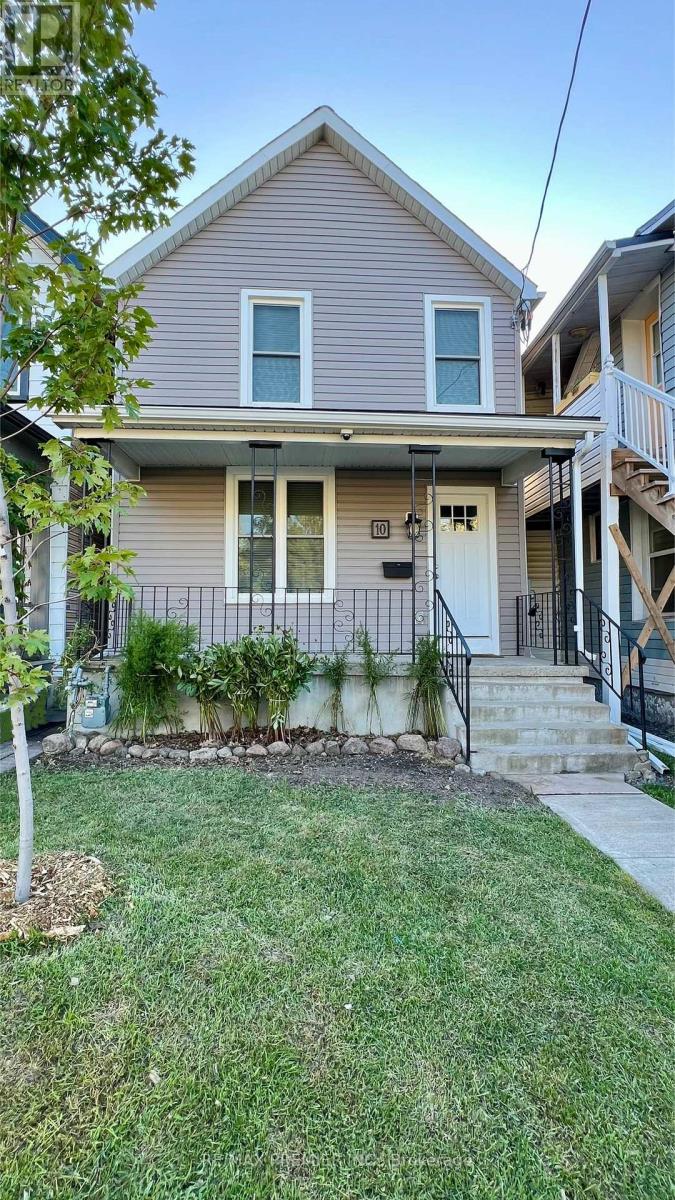 10 Patrick Street, Kingston, Ontario  K7K 3N4 - Photo 2 - X12386975