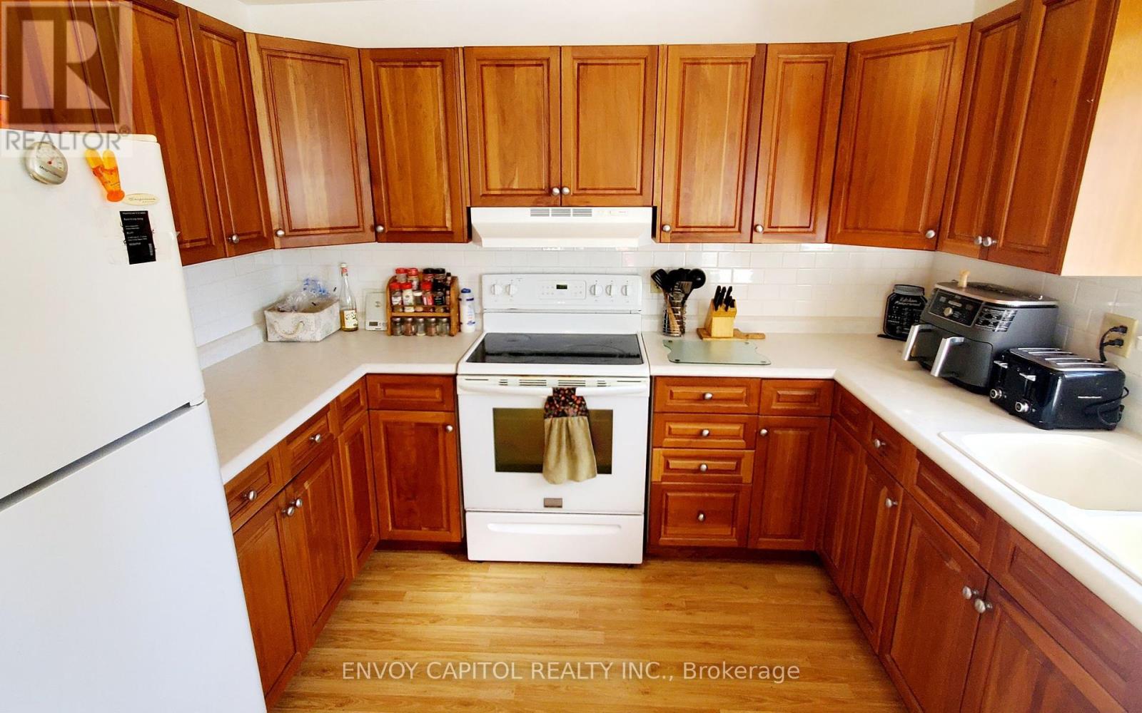 2303 Thurstonia Road, Kawartha Lakes, Ontario  K0M 1L0 - Photo 5 - X12439075