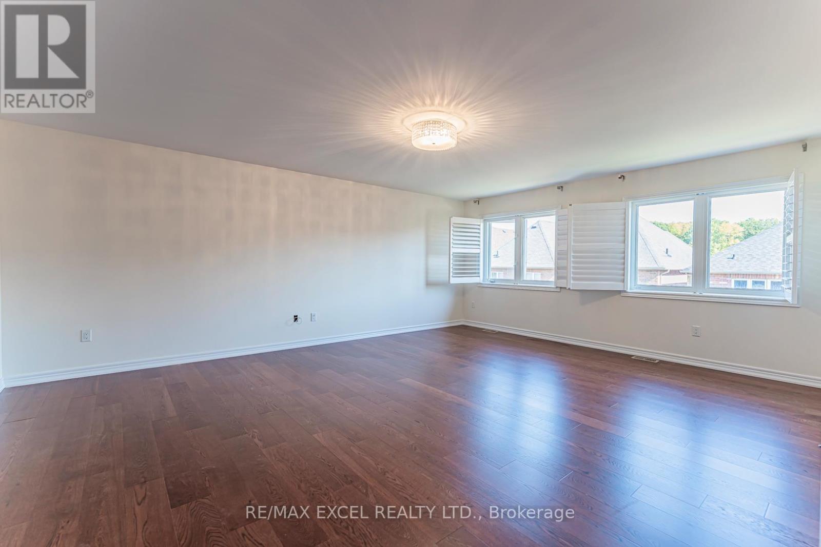 127 Alpaca Drive, Richmond Hill, Ontario  L4E 0R2 - Photo 21 - N12443175