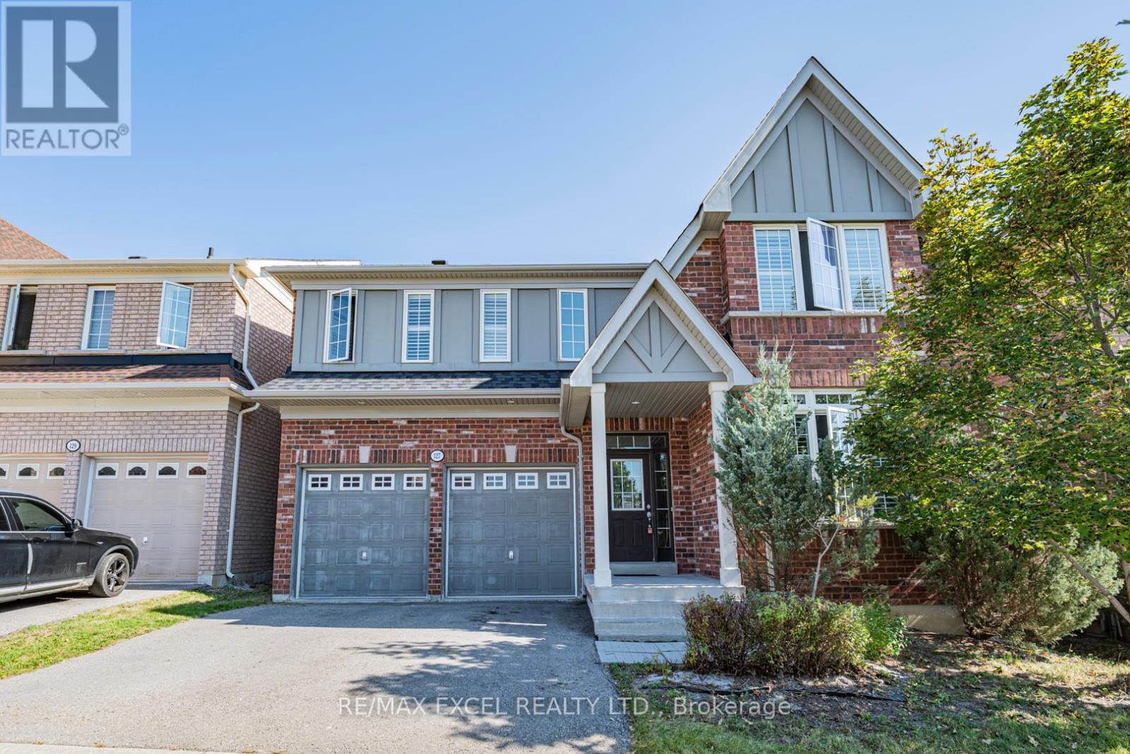 127 Alpaca Drive, Richmond Hill, Ontario  L4E 0R2 - Photo 2 - N12443175